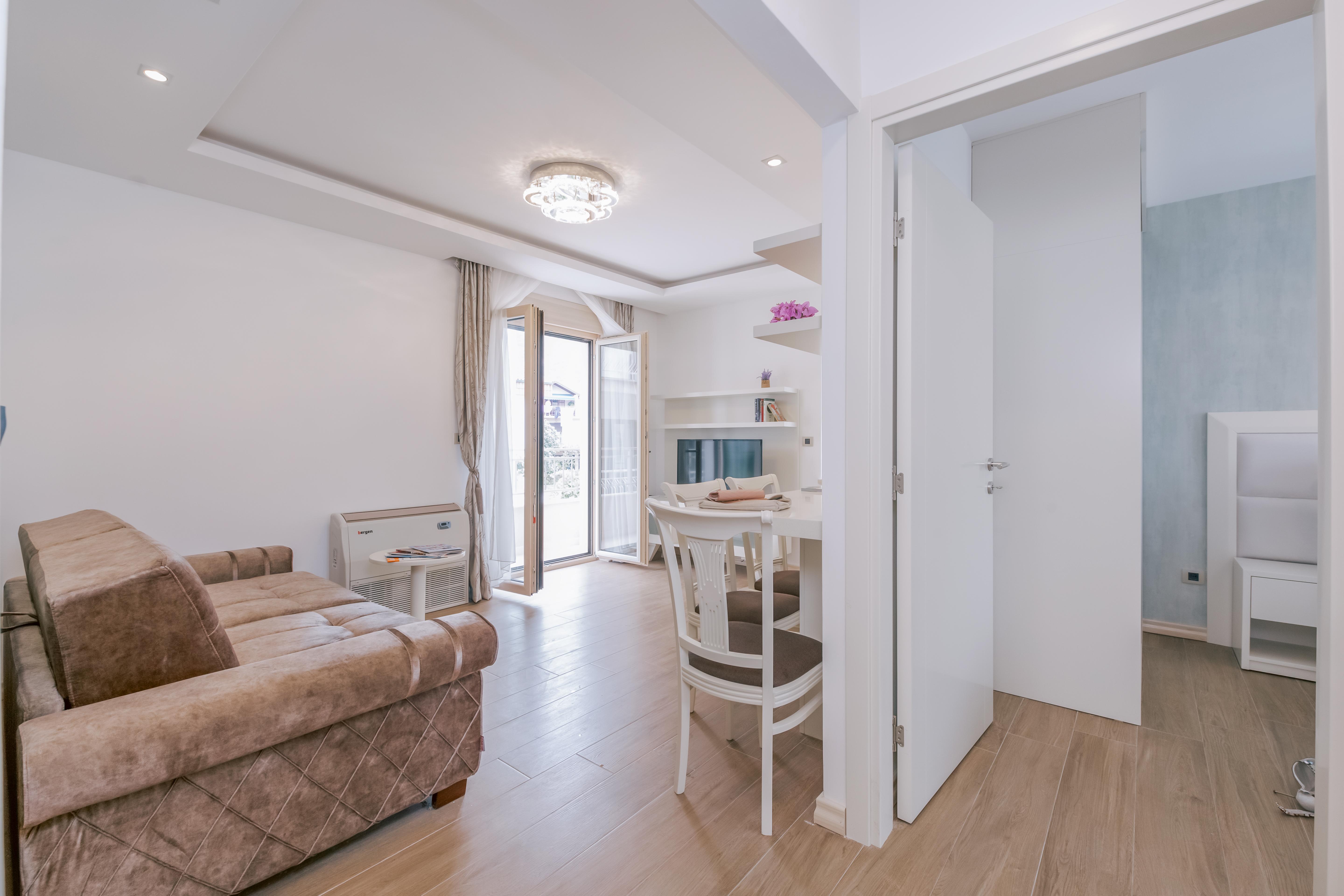Splendido Mb Apartments Tivat Eksteriør billede