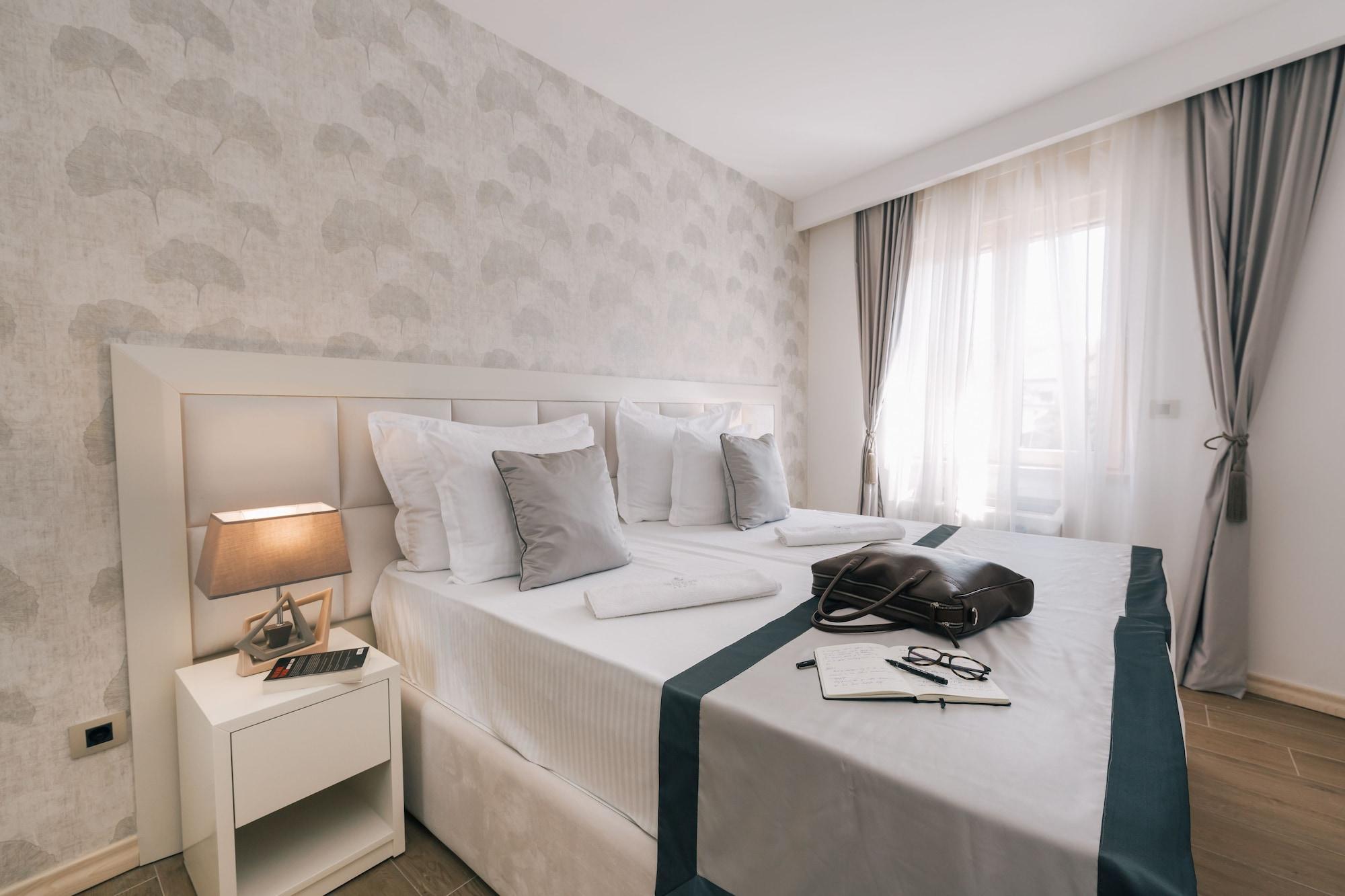 Splendido Mb Apartments Tivat Eksteriør billede