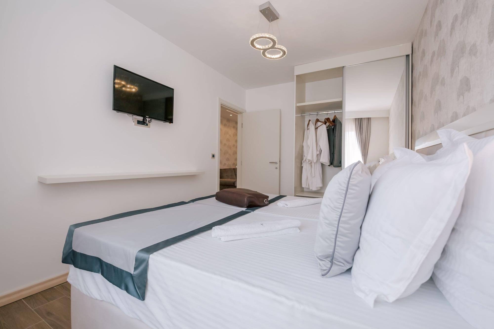 Splendido Mb Apartments Tivat Eksteriør billede